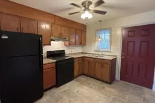 816 Shaw Mill Dr, Fayetteville, NC 28311 - Photo 2