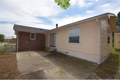 108 S Sixth Street, Spring Lake, NC 28390 - Photo 16