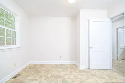 407 Hicks Avenue, Fayetteville, NC 28304 - Photo 12