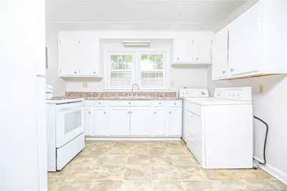 407 Hicks Avenue, Fayetteville, NC 28304 - Photo 18
