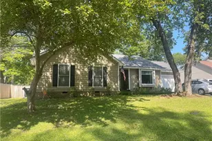 369 Bahama Loop, Fayetteville, NC 28314 - Photo 2
