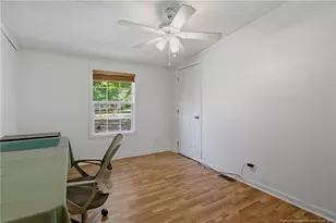 220 Fondern Dr, Hope Mills, NC 28348 - Photo 34