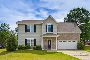 140 Michael Dr, Raeford, NC 28376 - Photo 2