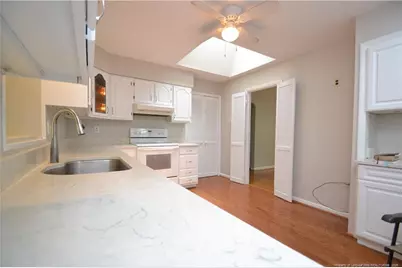 806 Kingswood Drive, Cary, NC 27513 - Photo 10