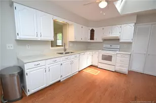806 Kingswood Dr, Cary, NC 27513 - Photo 8