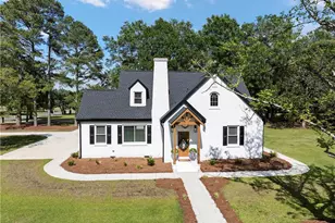 608 N East St, Roseboro, NC 28382 - Photo 14