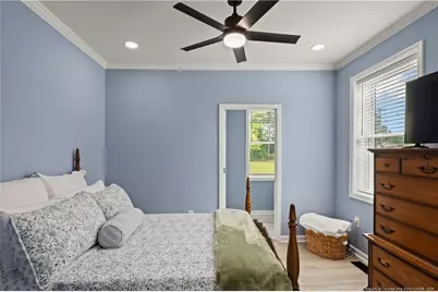 608 N East Street, Roseboro, NC 28382 - Photo 36
