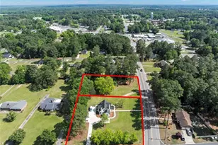 608 N East St, Roseboro, NC 28382 - Photo 4