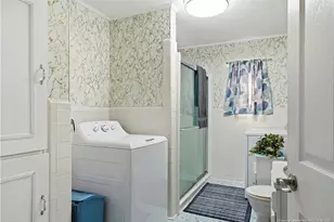 409 N 4th St, Saint Pauls, NC 28384 - Photo 18