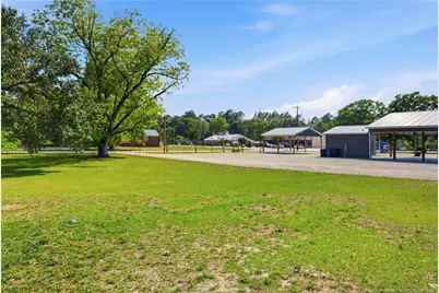 409 N 4th Street, Saint Pauls, NC 28384 - Photo 38