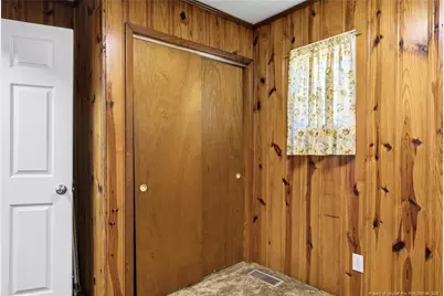 409 N 4th Street, Saint Pauls, NC 28384 - Photo 32