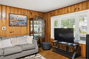 409 N 4th St, Saint Pauls, NC 28384 - Photo 8