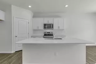 718 Lazy Elm Ln, Aberdeen, NC 28315 - Photo 8