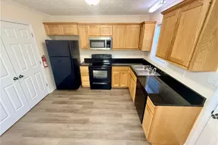 3332 Kenmont Ln, Hope Mills, NC 28348 - Photo 6