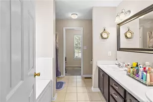 1225 Thistle Gold Dr, Hope Mills, NC 28348 - Photo 22