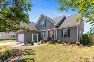 1225 Thistle Gold Dr, Hope Mills, NC 28348 - Photo 4