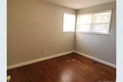 469 McBain Drive, Fayetteville, NC 28303 - Photo 8