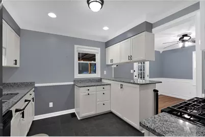 5031 Hampshire Drive, Fayetteville, NC 28311 - Photo 12