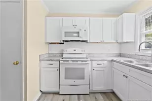 714 Bronco Ln, Fayetteville, NC 28303 - Photo 6