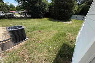 2690 Belhaven Rd, Fayetteville, NC 28306 - Photo 18