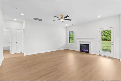 7814 Iron Court, Fayetteville, NC 28306 - Photo 6