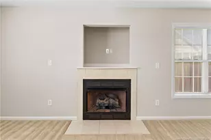 5202 Woodpecker Dr, Hope Mills, NC 28348 - Photo 8
