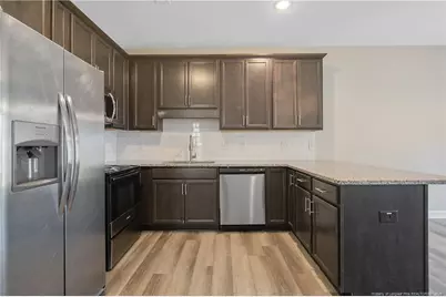 395 Hicks Avenue, Fayetteville, NC 28304 - Photo 10