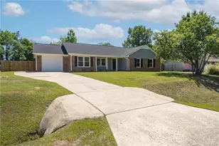 139 Thornbird Dr, Raeford, NC 28376 - Photo 2