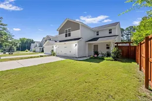 5429 E Patterson St, Hope Mills, NC 28348 - Photo 2
