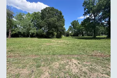 305 S Seneca Street, Lumberton, NC 28358 - Photo 4