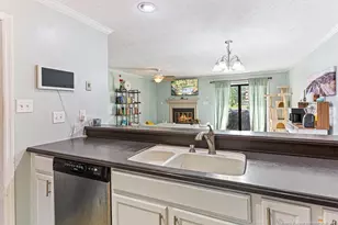 461 Lands End Rd, Fayetteville, NC 28314 - Photo 10
