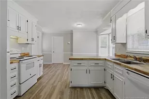 6800 Creston Cir, Fayetteville, NC 28314 - Photo 20