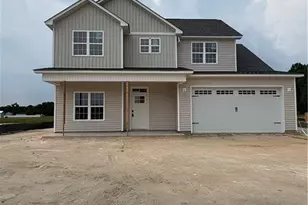 4744 Slew Dr, Hope Mills, NC 28348 - Photo 1