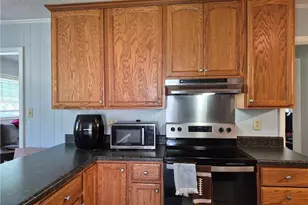 707 Madison Ave, Lumberton, NC 28358 - Photo 10