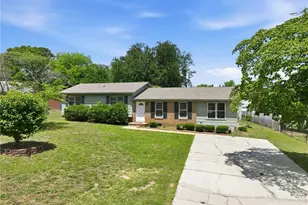 4806 Hurley Dr, Fayetteville, NC 28304 - Photo 2
