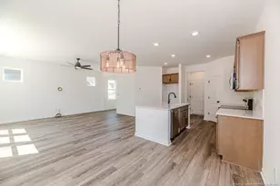 74 Furley St, Sanford, NC 27330 - Photo 6