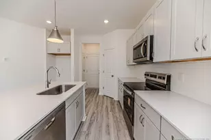 90 Furley St, Sanford, NC 27330 - Photo 10
