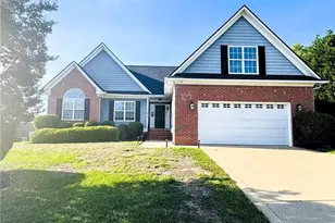 6012 Goldenrain Dr, Fayetteville, NC 28314 - Photo 2