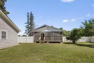 237 N Green St, Parkton, NC 28371 - Photo 26