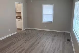 1925 Crestview Dr, Fayetteville, NC 28304 - Photo 4