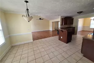 1941 Abbeydale Ln, Fayetteville, NC 28304 - Photo 12