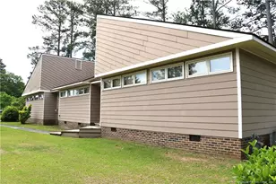 4206 Aldwych St, Lumberton, NC 28358 - Photo 8