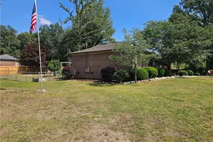 6998 Norge St, Fayetteville, NC 28311 - Photo 6