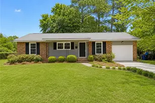 5056 Hampshire Dr, Fayetteville, NC 28311 - Photo 1