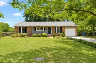 5056 Hampshire Dr, Fayetteville, NC 28311 - Photo 6