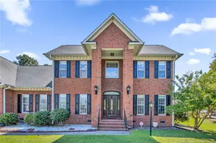 3910 W Bent Grass Dr, Fayetteville, NC 28312 - Photo 4