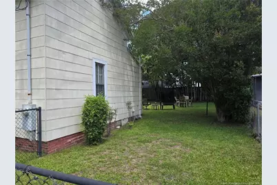 211 S Elm Avenue, Dunn, NC 28334 - Photo 4