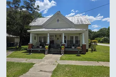 211 S Elm Avenue, Dunn, NC 28334 - Photo 1