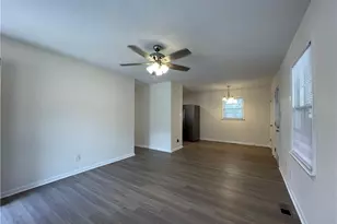 718 Dwain Dr, Fayetteville, NC 28305 - Photo 4