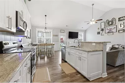 4225 Pleasantburg Drive, Fayetteville, NC 28312 - Photo 12